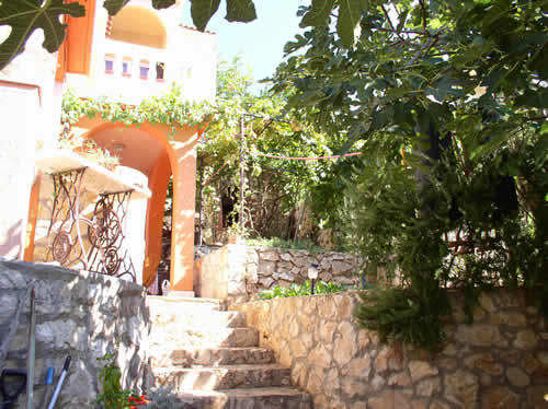 Summer holidays in Trogir Dalmatia Croatia - Villa Carmen apartments
